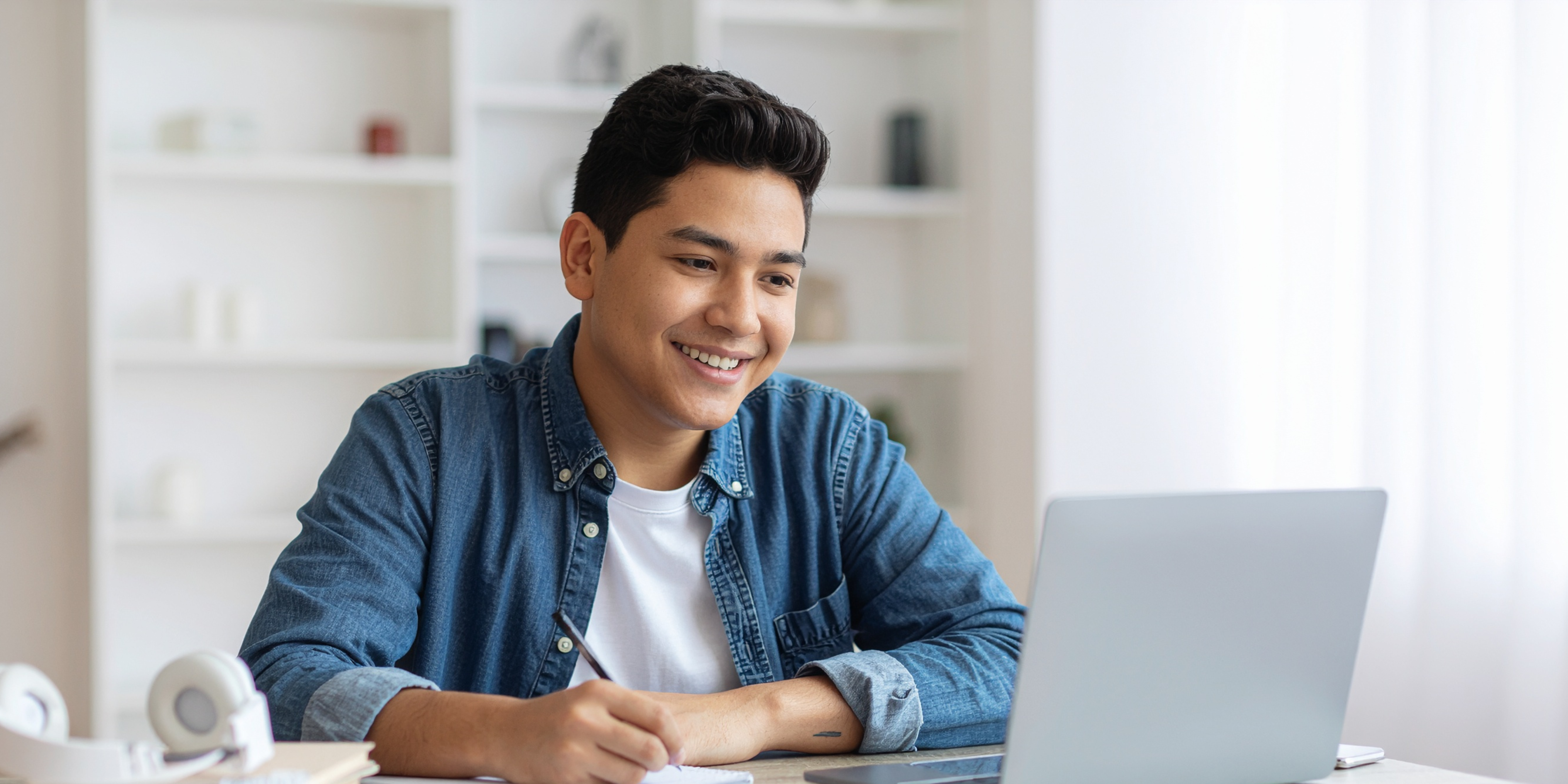 A-Level mi, OTHM Level 3 Diploması mı? Karşılaştırma